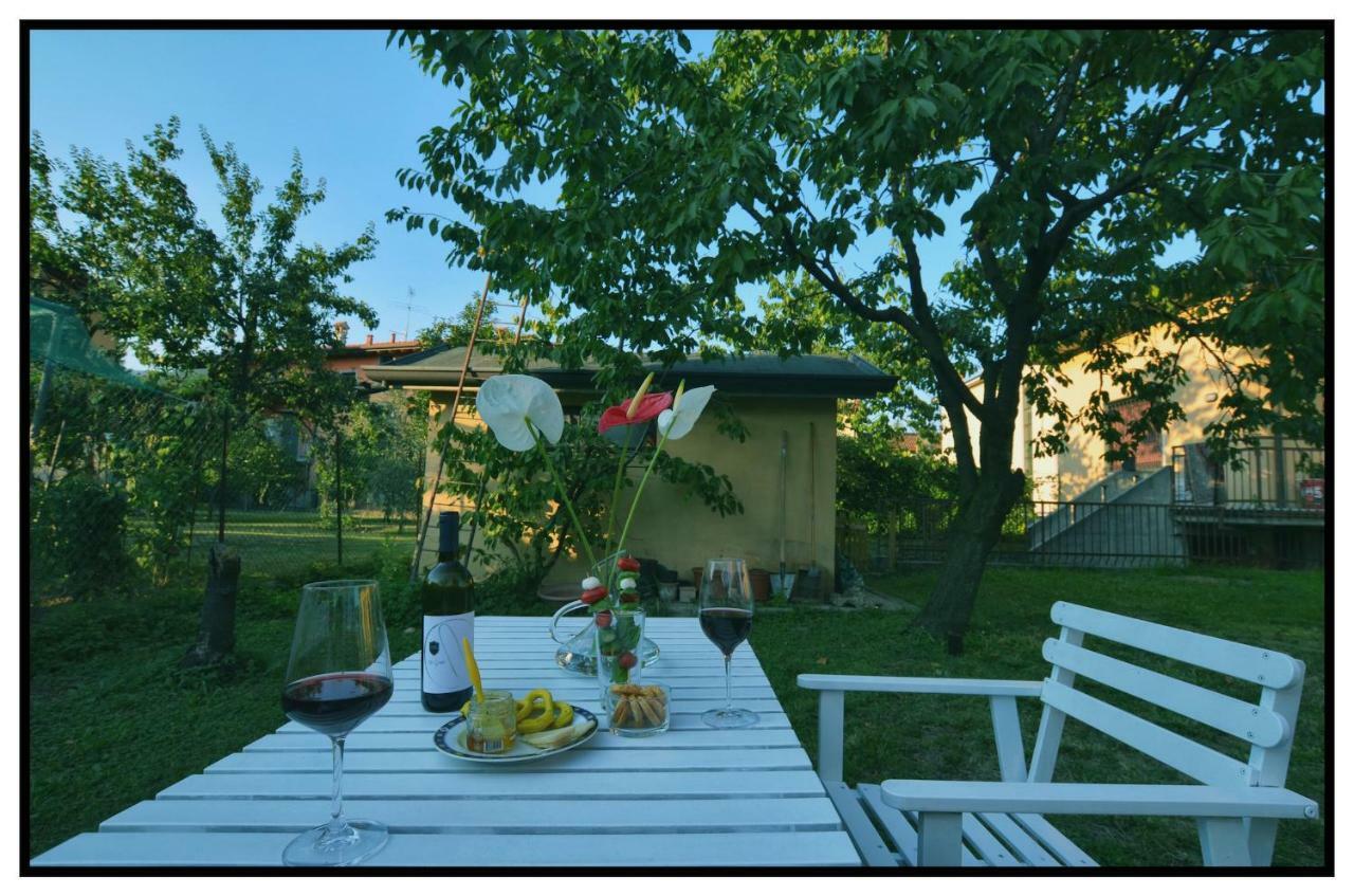Waobab - We Are One B&B Alzano Lombardo Eksteriør billede